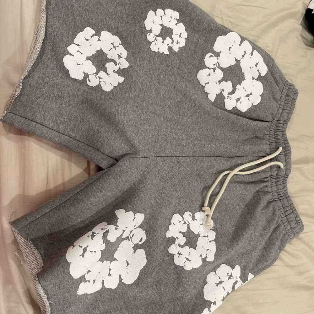 Gray denim tear shorts size M
